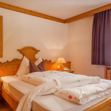 Berghof 4* צרמט