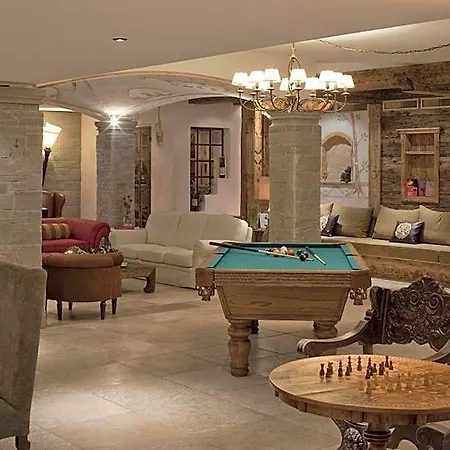 Berghof Ξενοδοχείο 4*