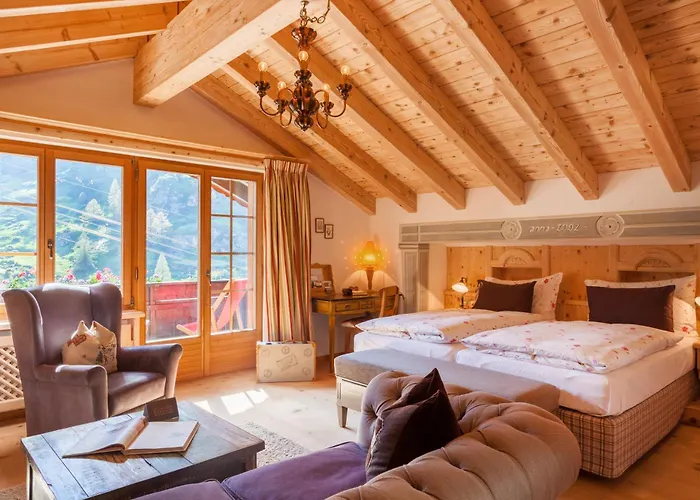 ベルクホフ ホテル 4*