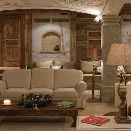 Berghof Hotel 4*