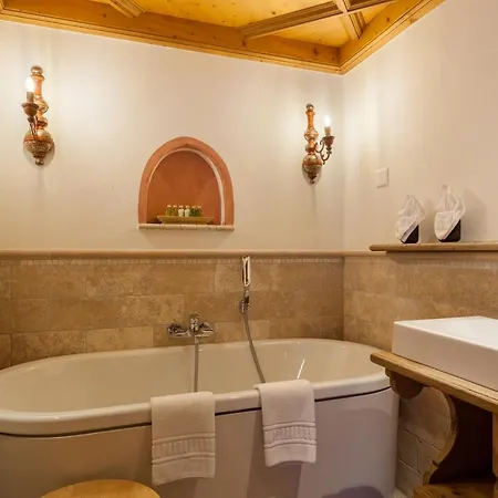 Ξενοδοχείο Berghof 4*