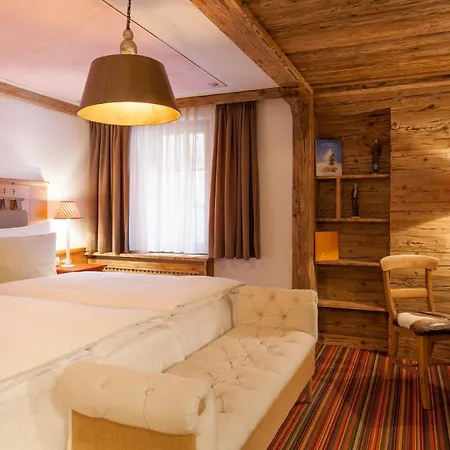 Berghof Ξενοδοχείο 4*